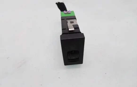 Volkswagen PASSAT B5.5 Seat heating switch 3B0963563