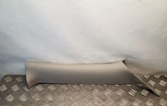 Chrysler 300 - 300C (A) pillar trim 0UM02BDXAE