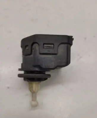 Volkswagen Golf IV Headlight level adjustment motor 1J0941295C