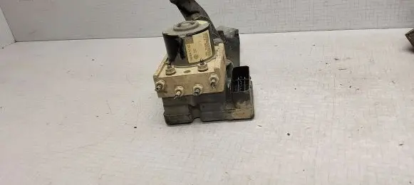 Volkswagen Caddy ABS Pump 1K0614117AC 801941692 1K0907379AF