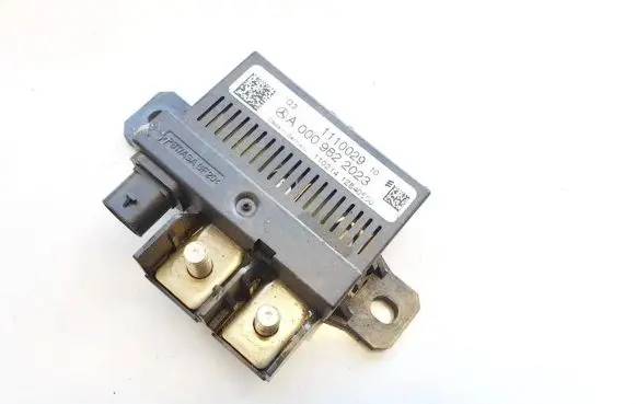 Mercedes-Benz C AMG W204 Other relay a0009822023 111002910