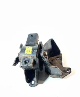 KIA Picanto Engine mount bracket 218301Y010