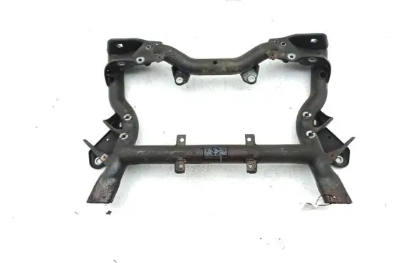 Mercedes-Benz C W204 Front subframe A0009981540