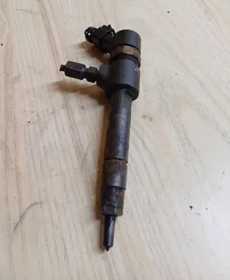 Opel Zafira B Fuel injector 0445110276