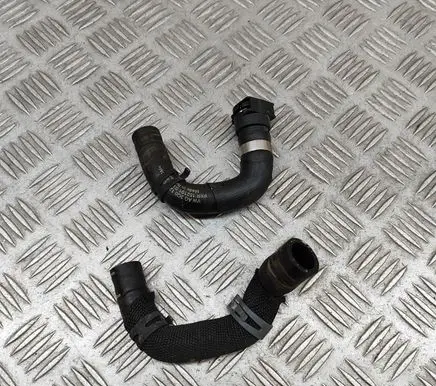 Volkswagen PASSAT B8 Engine coolant pipe/hose 3Q0121107A 5Q0121096K