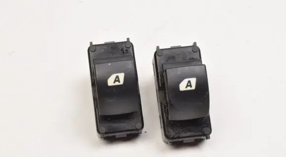 Citroen Berlingo Quarter vent window switch 9666955077