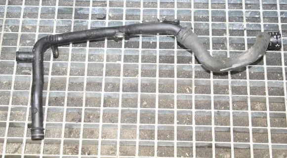 Volkswagen PASSAT CC Engine coolant pipe/hose 03L131512C