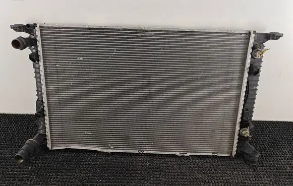 Audi A5 Sportback 8TA Coolant radiator 