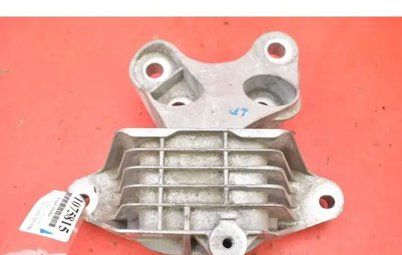 Opel Insignia A Engine mount vacuum valve 84254937