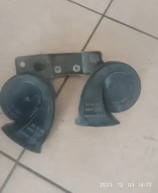 Subaru Legacy Horn signal E13000094 E130094 MRFH04