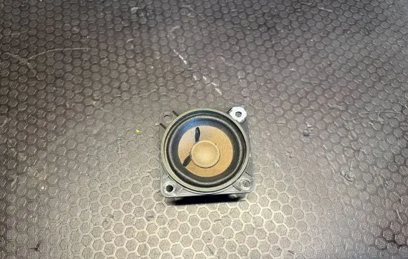 Infiniti FX Panel speaker 28148CG011 D21093 262449003