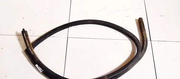 Nissan Primera Rubber seal rear door 