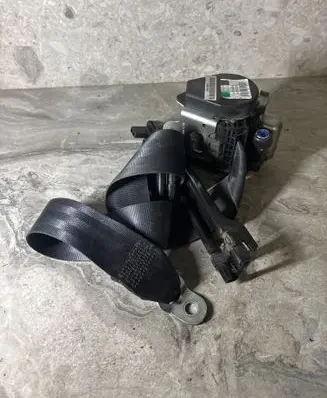 Skoda Octavia Mk2 (1Z) Front seatbelt 602035600 1Z0857702C