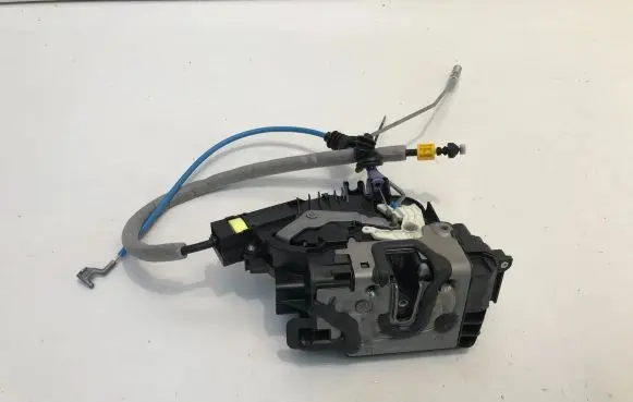 Mercedes-Benz GLE W167 Rear door lock A2220064099
