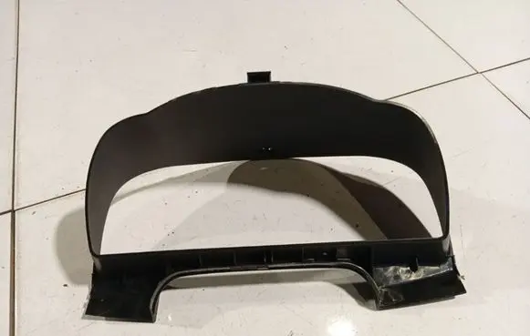 Toyota Corolla Verso AR10 Dashboard trim 554110F010