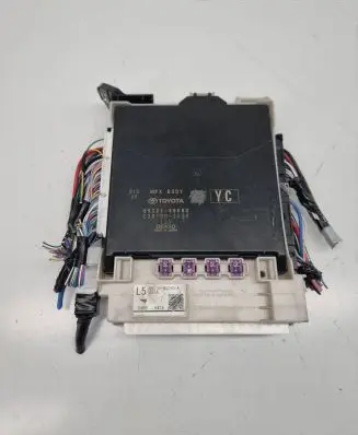 Lexus RX 450H Fuse box set 8922148580 2381003530