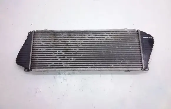 Mercedes-Benz Sprinter W901 W902 W903 W904 Intercooler radiator A9015010701