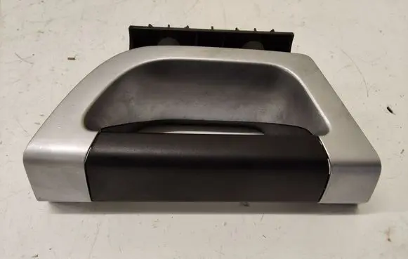 Volvo XC90 Front door interior handle trim 314719