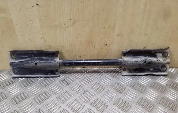 Lexus CT 200H Other under body part 