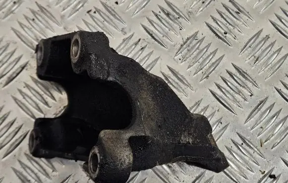 Audi A6 S6 C6 4F Engine mounting bracket 4F0199308AB