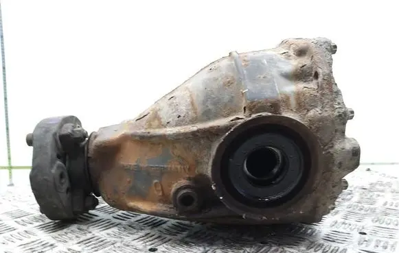 Mercedes-Benz C W203 Rear differential 2103513308G