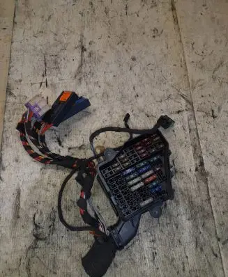 Audi A6 S6 C6 4F Fuse box set 8D1941824