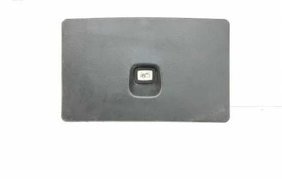 Tailgate opening switch