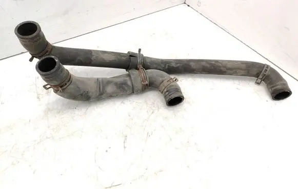 Volkswagen Transporter - Caravelle T4 Engine coolant pipe/hose