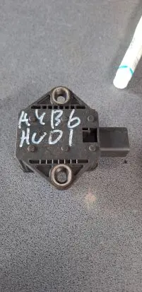 Audi A4 S4 B6 8E 8H ESP acceleration yaw rate sensor 8E0907637A