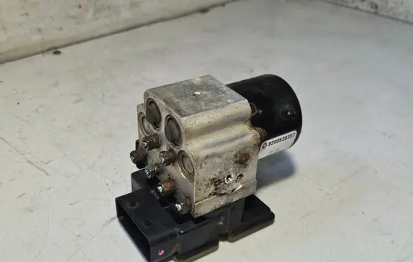 Renault Master II ABS Pump 8200528357 15052204 54084794B