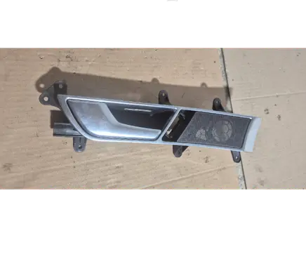 Audi A6 S6 C6 4F Front door interior handle 4F0837019A