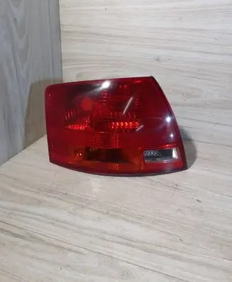Audi A4 S4 B7 8E 8H Rear/tail lights 8E9945095E 484001 ULO748001