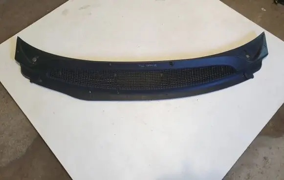 Chrysler Grand Voyager IV Wiper trim 04717553AD
