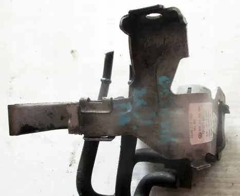Skoda Octavia Mk2 (1Z) Valve vacuum 03L100J