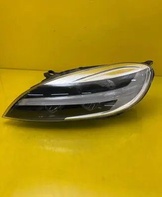 Volvo V40 Headlight/headlamp 31420443