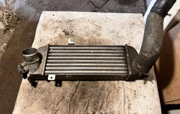 KIA Ceed Intercooler radiator 6039515