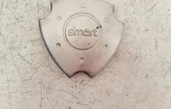 Smart ForTwo I Original wheel cap 0001811V002