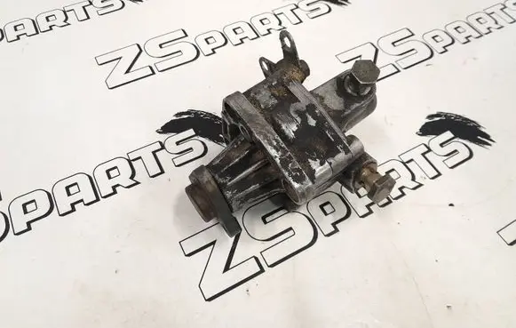 BMW 5 E34 Power steering pump 1141054 6545632