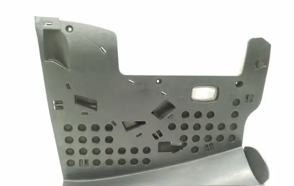 Mercedes-Benz C W204 Dashboard lower bottom trim panel A2046800282