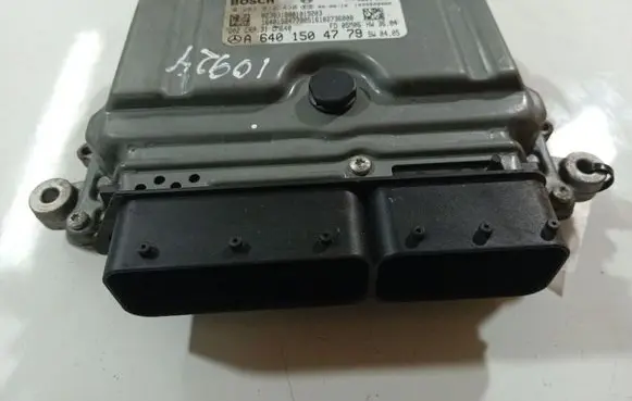 Mercedes-Benz A W169 Engine control unit/module 028012430