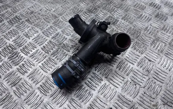 Mercedes-Benz GLC X253 C253 Thermostat housing A6512001515
