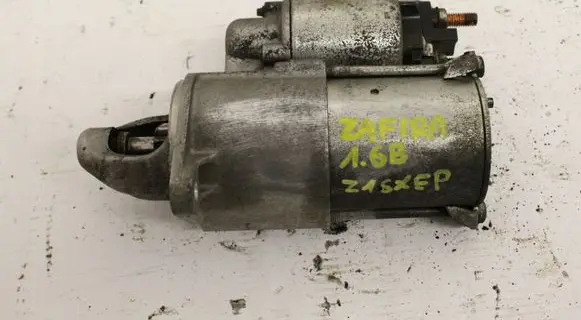 Opel Zafira B Starter motor Z16XEP