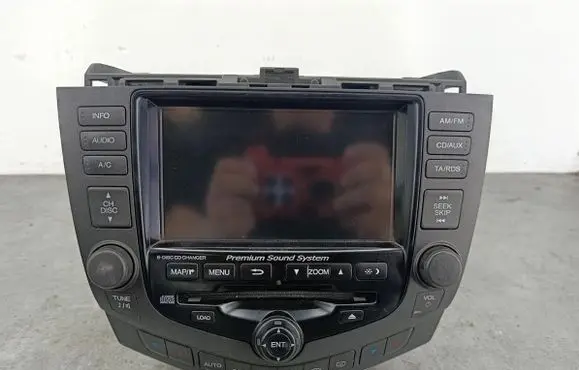 Honda Accord Radio/CD/DVD/GPS head unit