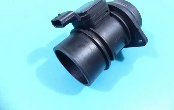 Dacia Sandero Mass air flow meter 8200280056 IMPRK1324932