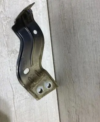 Seat Ateca Fender mounting bracket 575821432