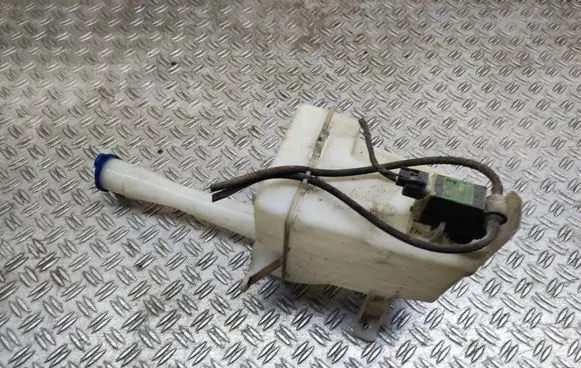 Hyundai i30 Windshield washer fluid reservoir/tank 986102L000