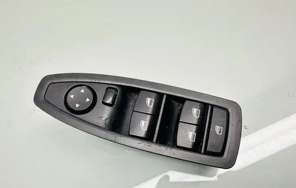 Electric window control switch