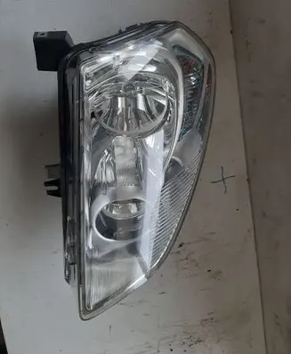 Nissan Qashqai Headlight/headlamp 26010JD95A
