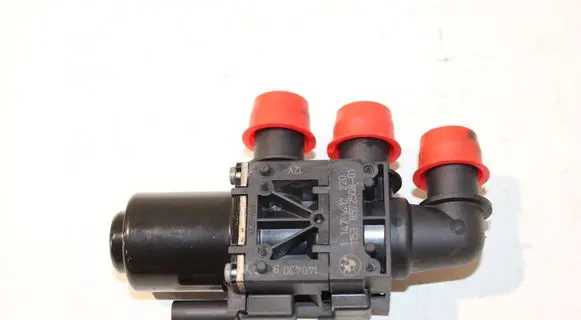 BMW X3 F25 Coolant heater control valve 8572508