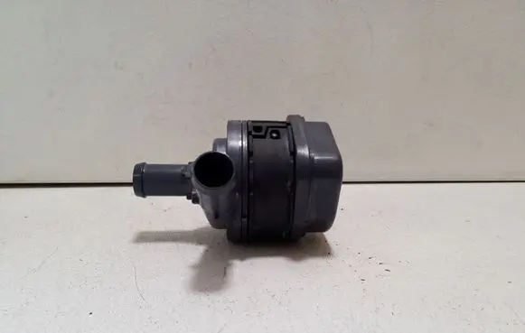 Volvo XC60 Electric auxiliary coolant/water pump 31493259